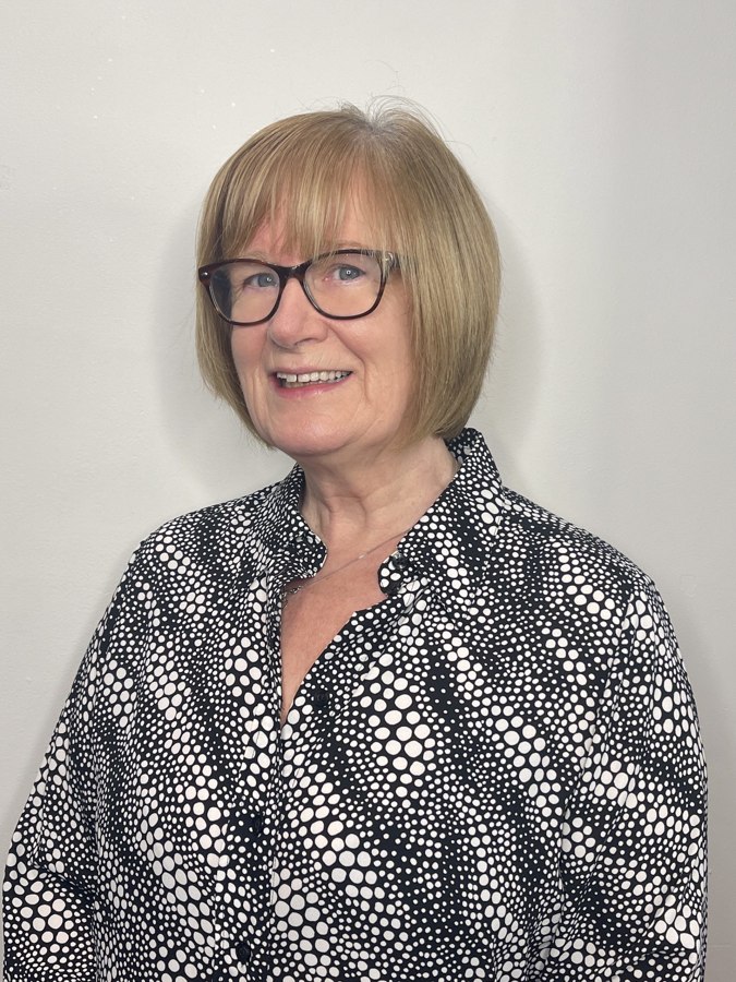 Polly, Creative Designers